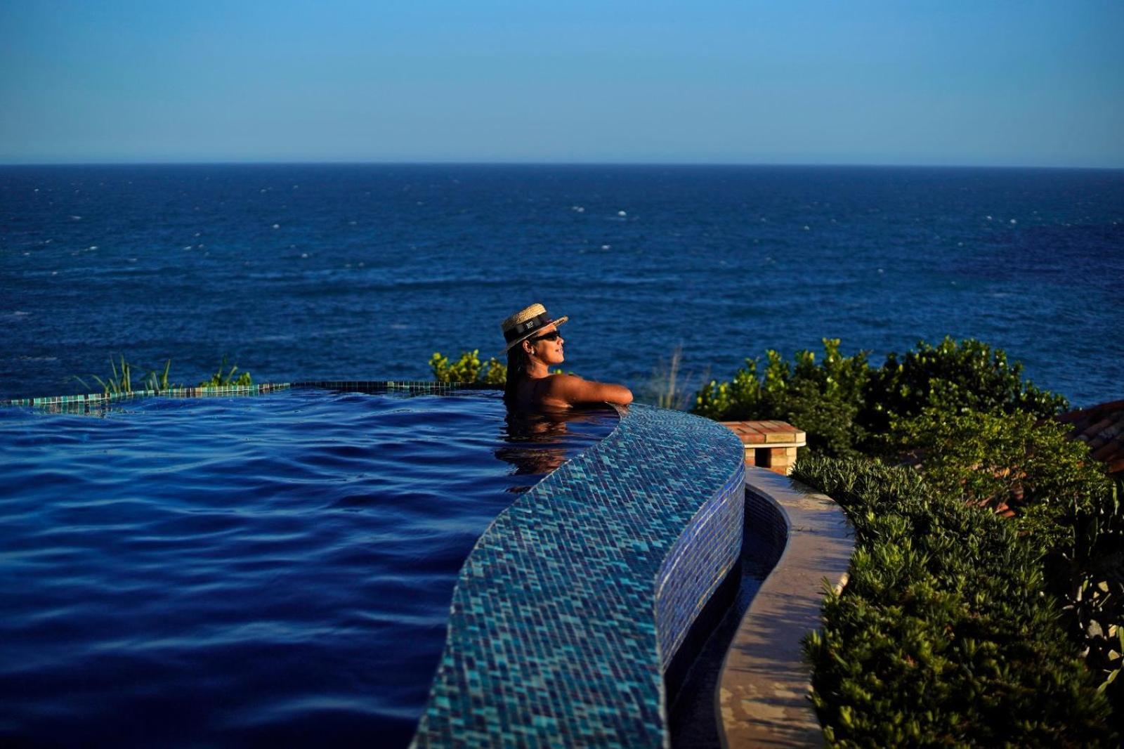 Cliffside Luxury Inn Armacao dos Buzios Exterior photo